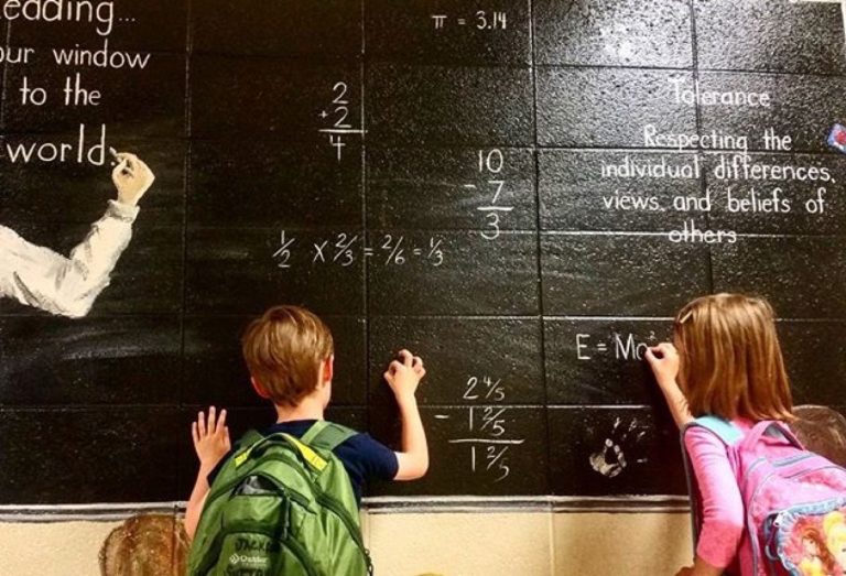 Comment aider son enfant à s’en sortir avec les mathématiques ?